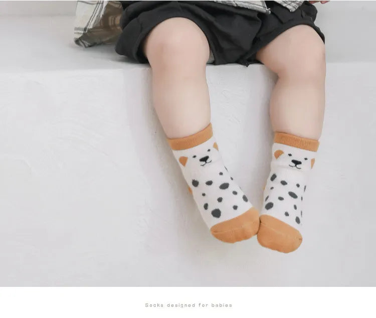 Infant & toddler anti-slip socks, pack of five, cartoon animals, ensures safety during playtime