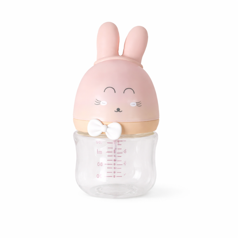 Mom & baby essential: glass milk bottle with natural nipple for a healthy, safe feeding experience.