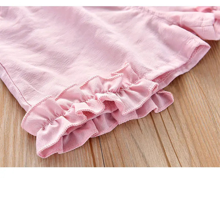 Girls' outdoor summer outfit: Sleeveless top and shorts with ice cream print and charming bow
