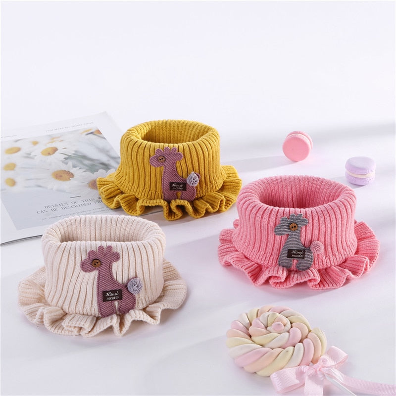 Fashionable and warm children's knitted scarf with delicate lace, a must-have baby accessory