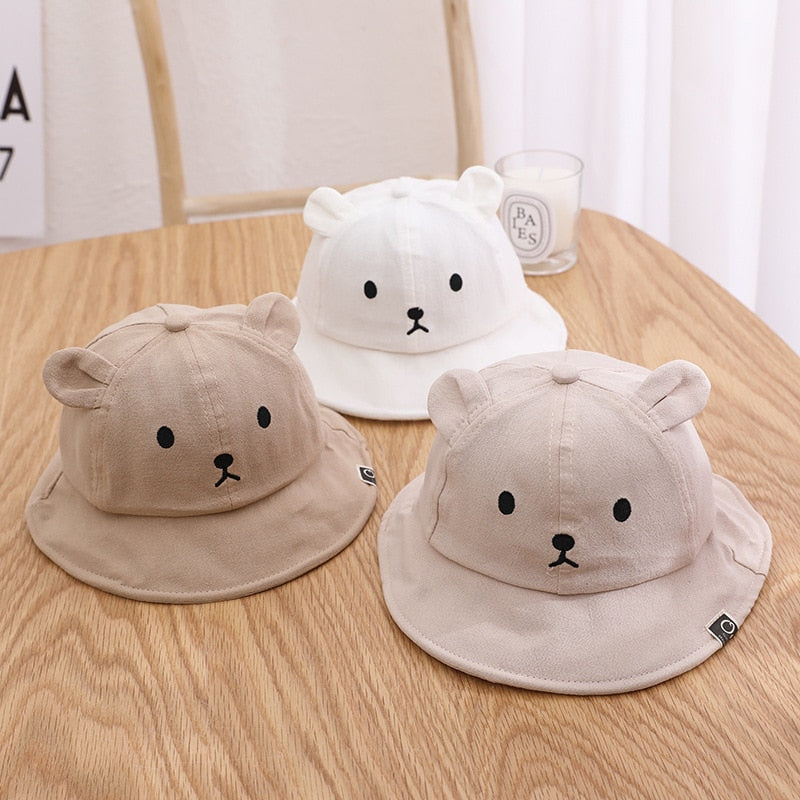 Summer-ready baby bear hat, perfect for keeping tiny heads safe from the sun.