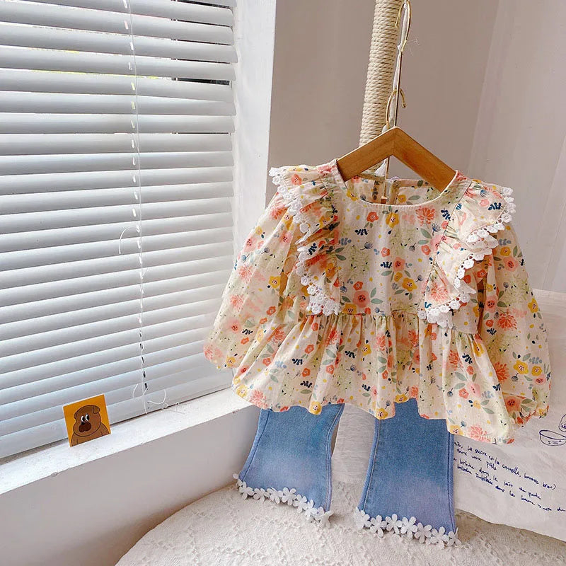 Stylish girls' floral summer dress, a cute and practical kids clothing option