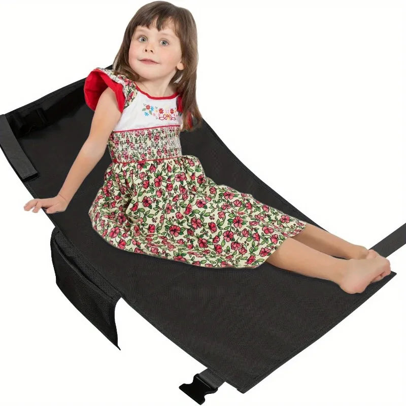 Kids flight accessory: Portable foot hammock, essential for comfortable toddler travel.