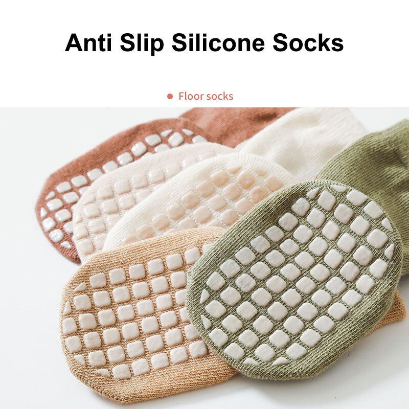 Baby clothing: floor socks featuring a cute cartoon animal, with anti-slip grip for safe indoor play