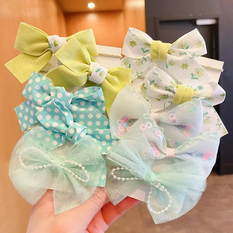 Kids fashion statement: 10-pack flower bow hairbands for girls. Soft & stylish.