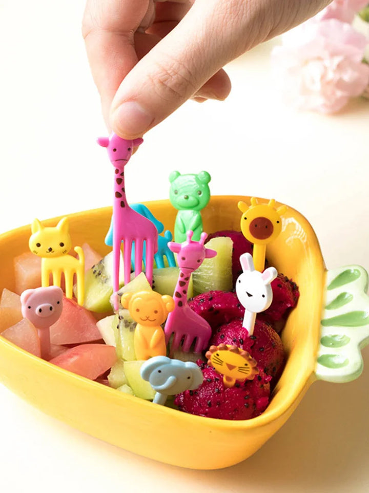 10-piece random color set of kids' animal fruit forks, excellent for party snacks and bento.