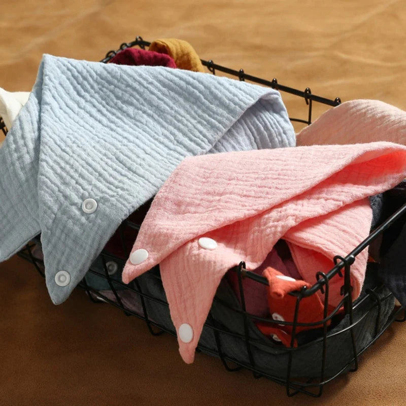 Baby accessories: 5 triangle scarf bibs made of soft, absorbent cotton