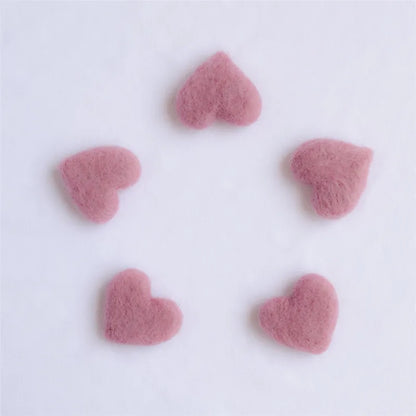 Unisex baby shower gift: Newborn Love Heart Photography Props set for memorable infant photos