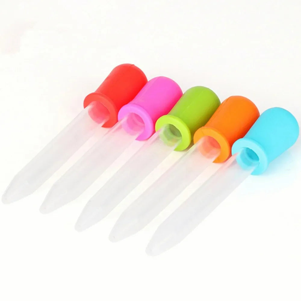 Silicone pipette and plastic 5ml droppers, 5-piece set for baby feeding & dosing