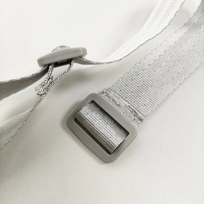Baby transport 5-point harness system with soft, easy-to-clean PU leather pads