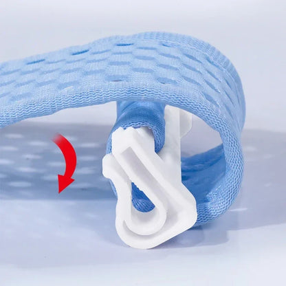 Newborn bath support with anti-slip design, ensuring infant safety and ease of use.