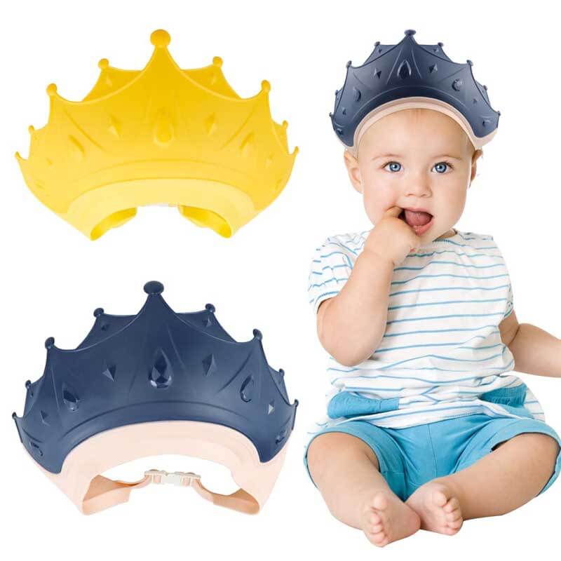 Silicone baby bathing cap, adjustable and protective for little ones during bath time.
