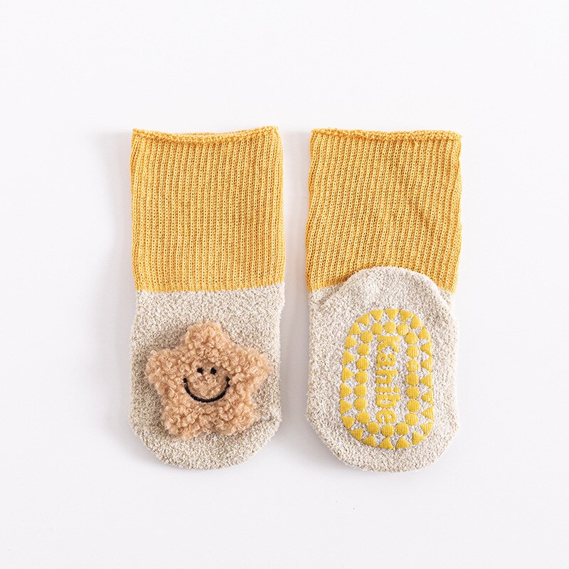 Colorful baby bear cartoon non-slip terry socks for newborns to 3 years, anti-skid cotton blend.