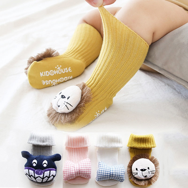 Adorable baby cartoon non-slip cotton floor socks for toddlers, cute animal design