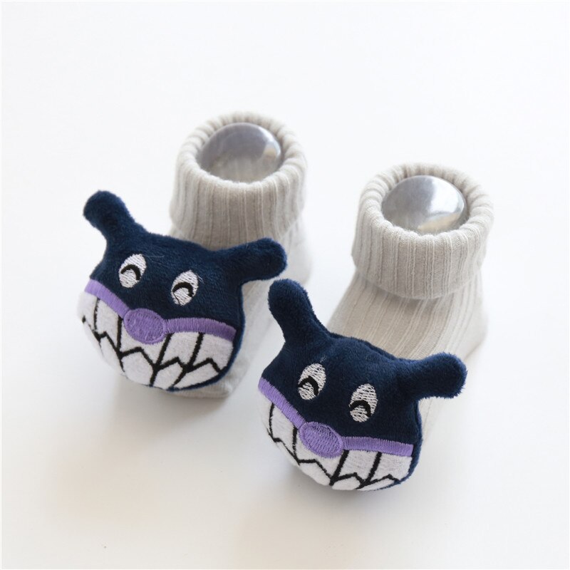 Toddler apparel: cozy cartoon cotton non-slip socks with grip soles