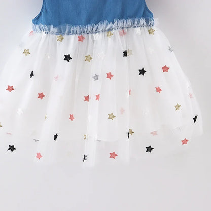 Versatile girls' denim flying sleeve dress with a pretty bow, suitable for various occasions.