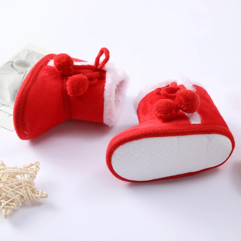 Infant toddler warm footwear: pink plush-lined high boots for baby girls, ensuring snug comfort.