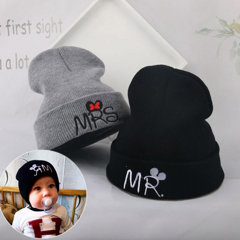 Unisex gray knit baby beanie, a warm and stylish infant hat for newborns and toddlers.