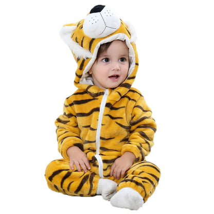 Baby unisex animal pajama bodysuit made of warm flannel, ideal as a cute and comfortable sleepwear.
