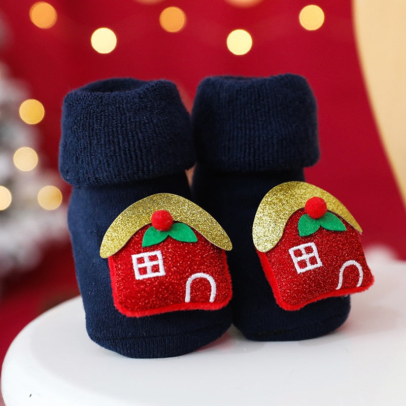 Unisex warm baby socks with non-slip grip, essential infant apparel