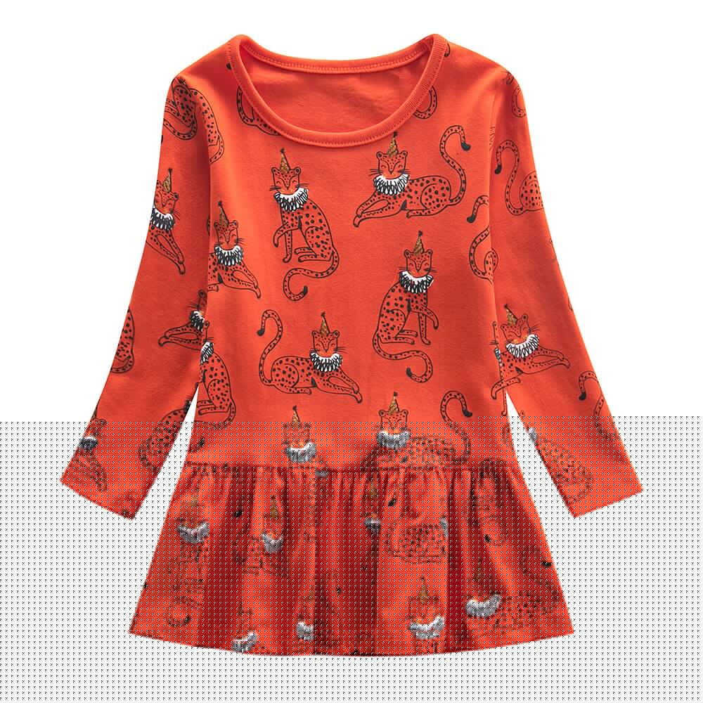 Adorable girls' long sleeve cotton dress, knee-length, with unique embroidery patch details for toddlers.