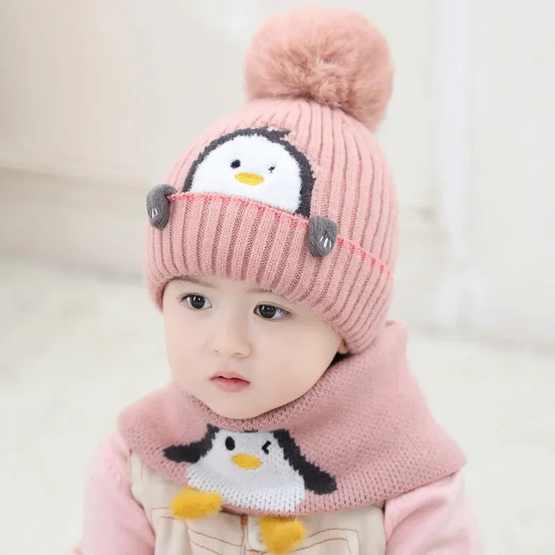 Kidsfashion winter set: cartoon penguin face hat and coordinating scarf, keeping toddlers warm