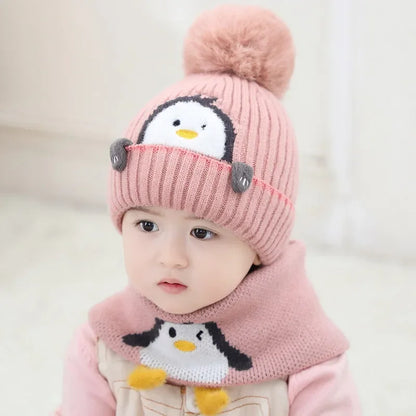 Kidsfashion winter set: cartoon penguin face hat and coordinating scarf, keeping toddlers warm