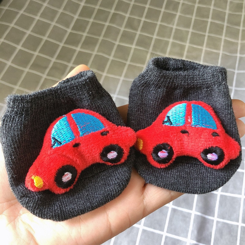 Warm infant animal socks, perfect for newborns, with anti-slip grip and charming bunny face