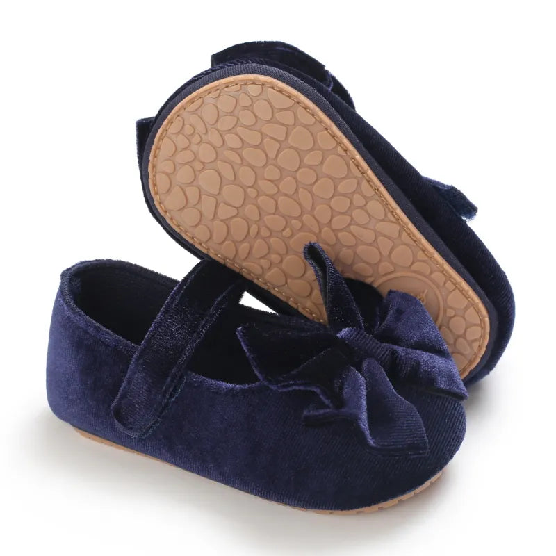 Red baby girl bow flat shoes, anti-slip sole, cotton, perfect first steps for little ones