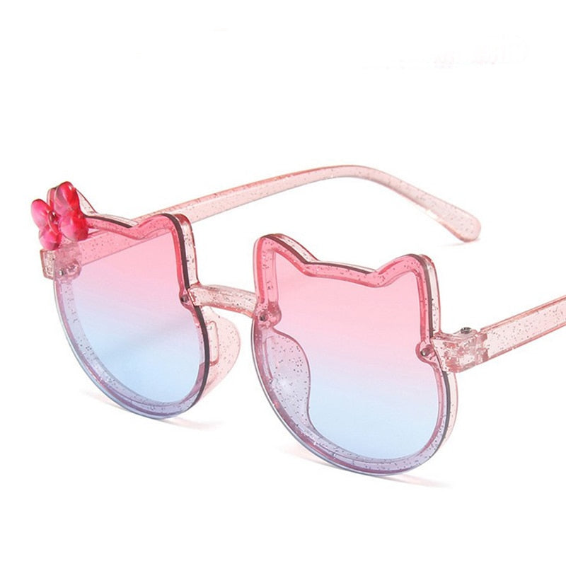 Sweet purple cat-eye toddler sunglasses, featuring UV protection, ideal eyewear for stylish kids.