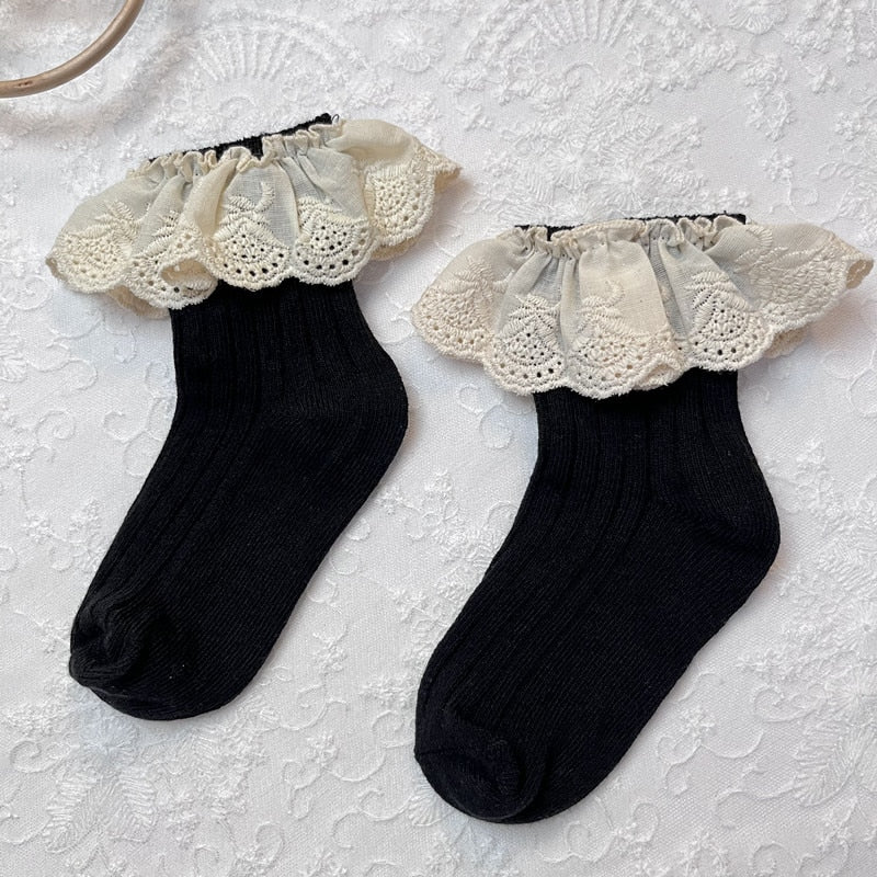 Purple frilly flower cotton socks, ideal children's accessories for baby girls