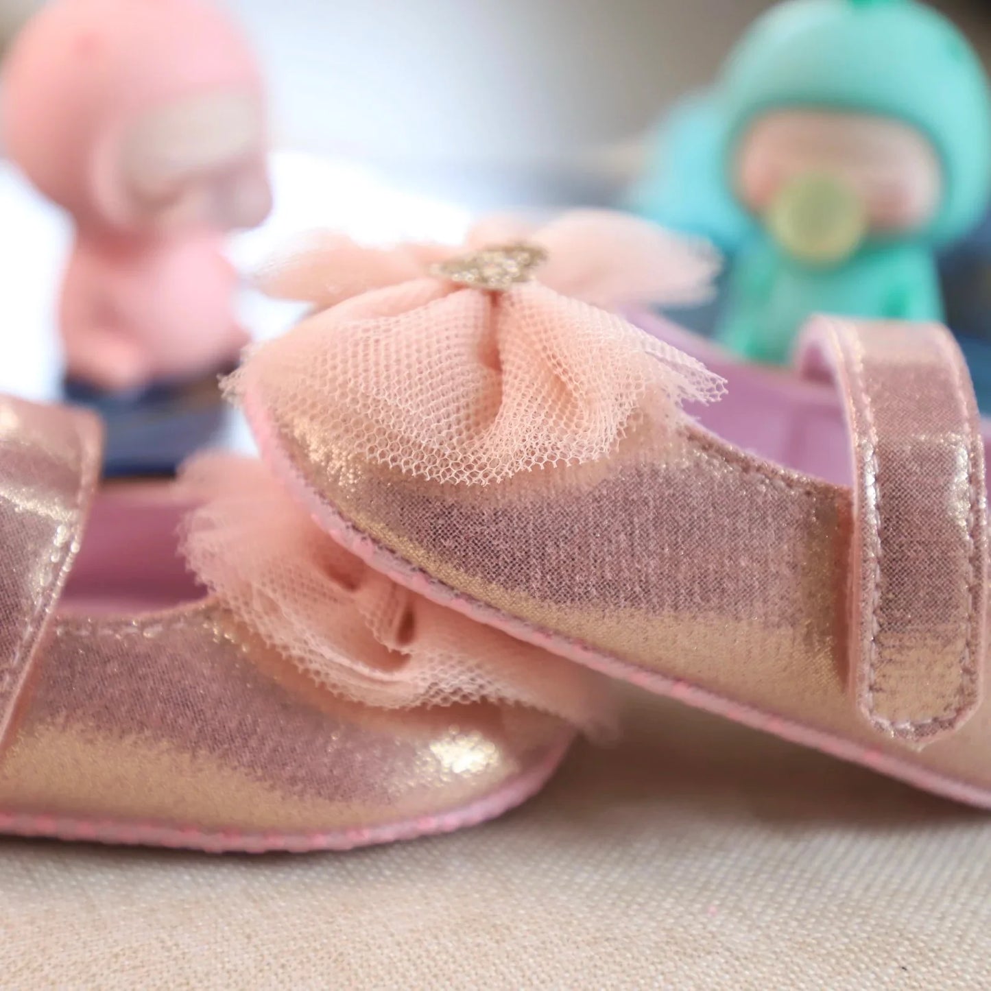 Princess-inspired pink lace toddler shoes for girls, breathable and easy to wear with hook and loop.