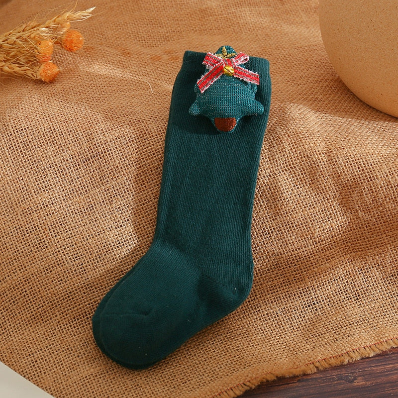 Soft gray elephant 3D animal non-slip baby socks for girls, perfect for toddlers.