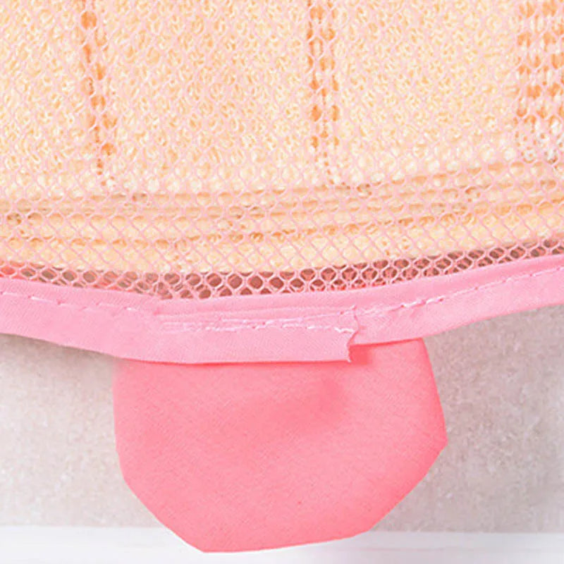 Breathable mesh bath toy holder for babies, animal design, promotes air drying of toys