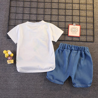 Breathable cotton baby t-shirt and shorts outfit with an adorable animal print for active toddlers.