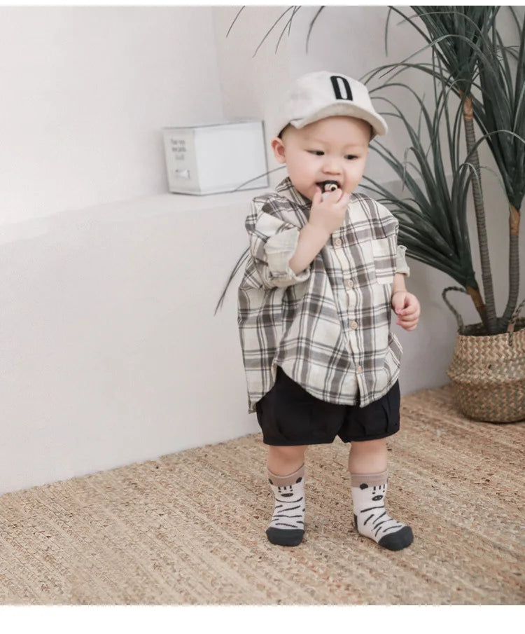 Infant anti-slip footwear, cartoon animal print socks, high-quality cotton blend for comfort