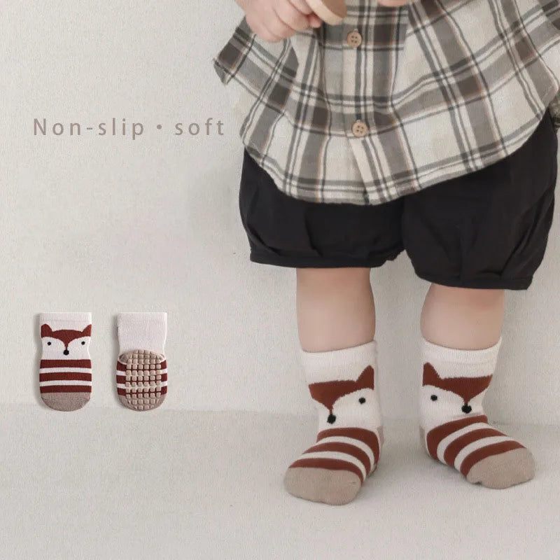Infant anti-slip socks with various cartoon animal patterns, five-pack, soft cotton blend material