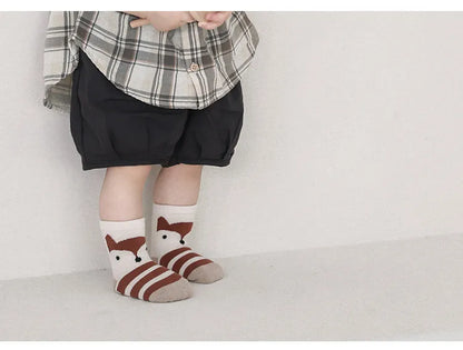 Unisex baby anti-slip cotton blend socks with fun cartoon animal designs, 5-pair value pack