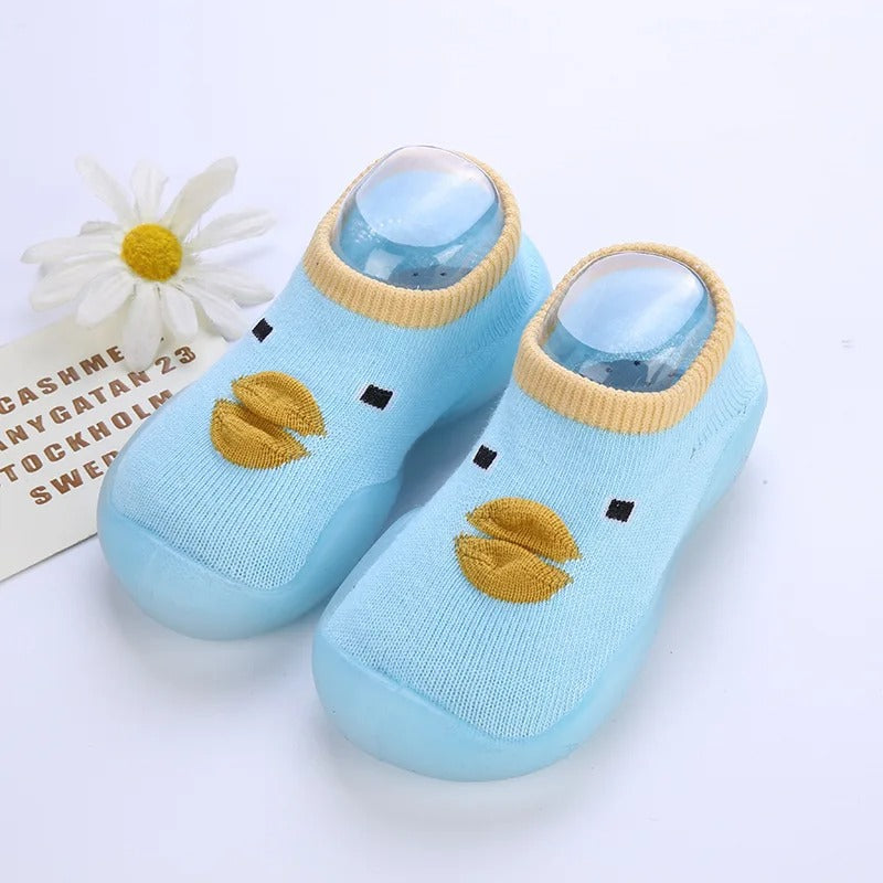 Kids fashion non-slip baby shoes, ensuring stability for little ones' first steps