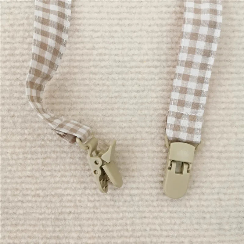 High-quality bear pacifier and teether clip, a must-have for parents
