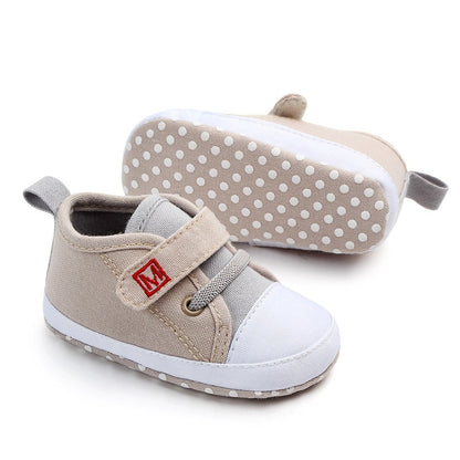 Soft-soled tri-color baby boy sneakers, first walker shoes with anti-slip for new steps