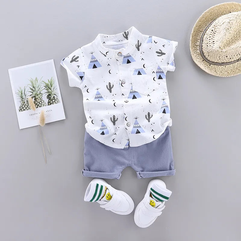Toddler outfit with pyramid graphic print t-shirt and matching shorts for summer play