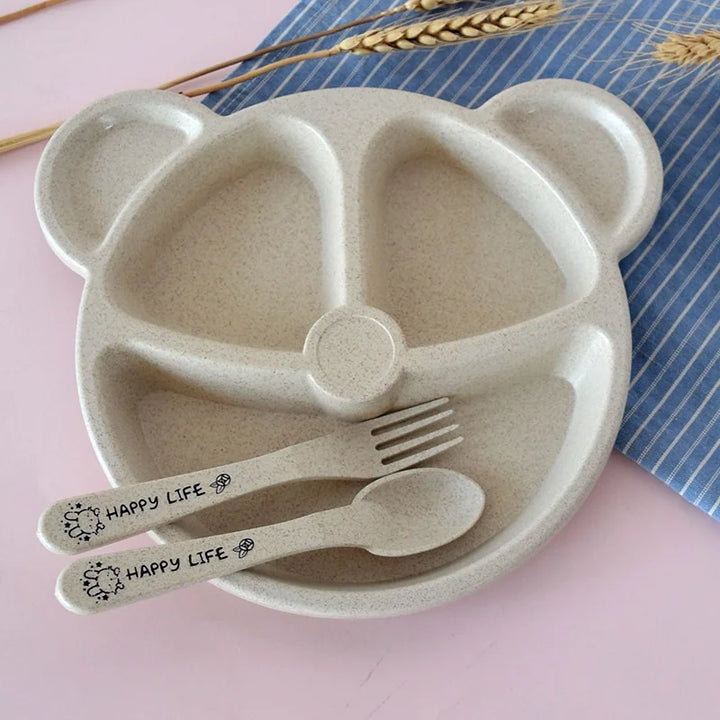 Toddler dinnerware set: BPA-free cartoon bear dishes for kids. Wheat straw, perfect for independent eating.