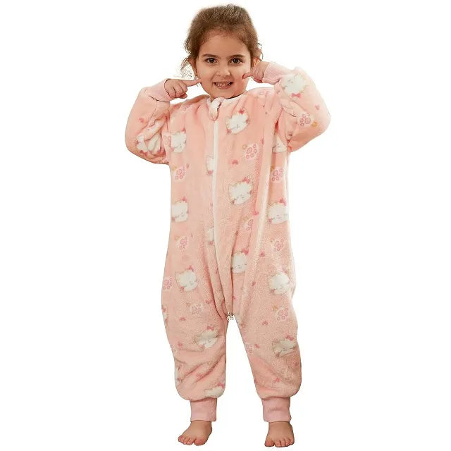 Cartoon flannel sleeping bag, winter warm for infants, a comfortable sleep solution