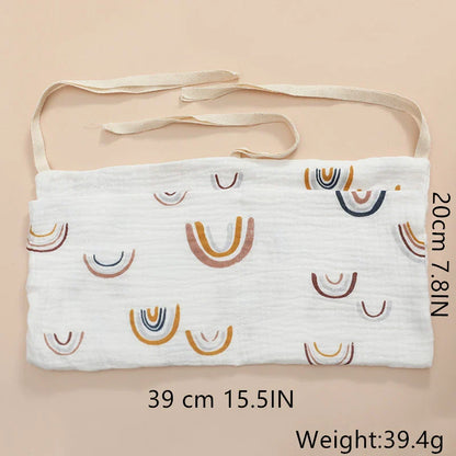 Nursery decor: cotton crib hanging organizer, ideal for baby bottles and wipes.