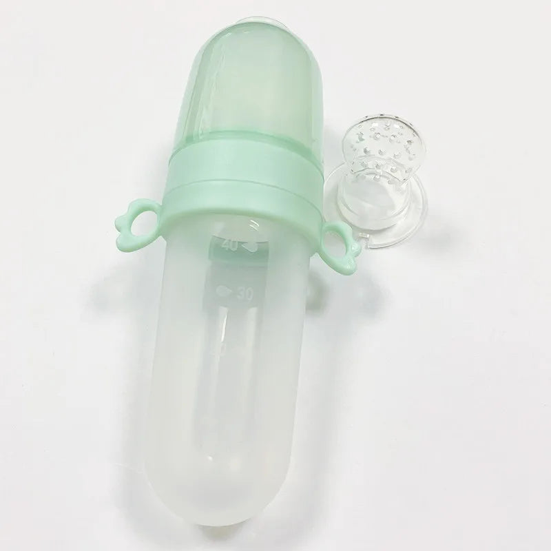 Safe materials baby feeding set: silicone spoon and plastic dropper, BPA-free