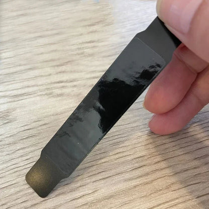 Graphic showing how to read baby forehead temperature strip for accurate fever detection