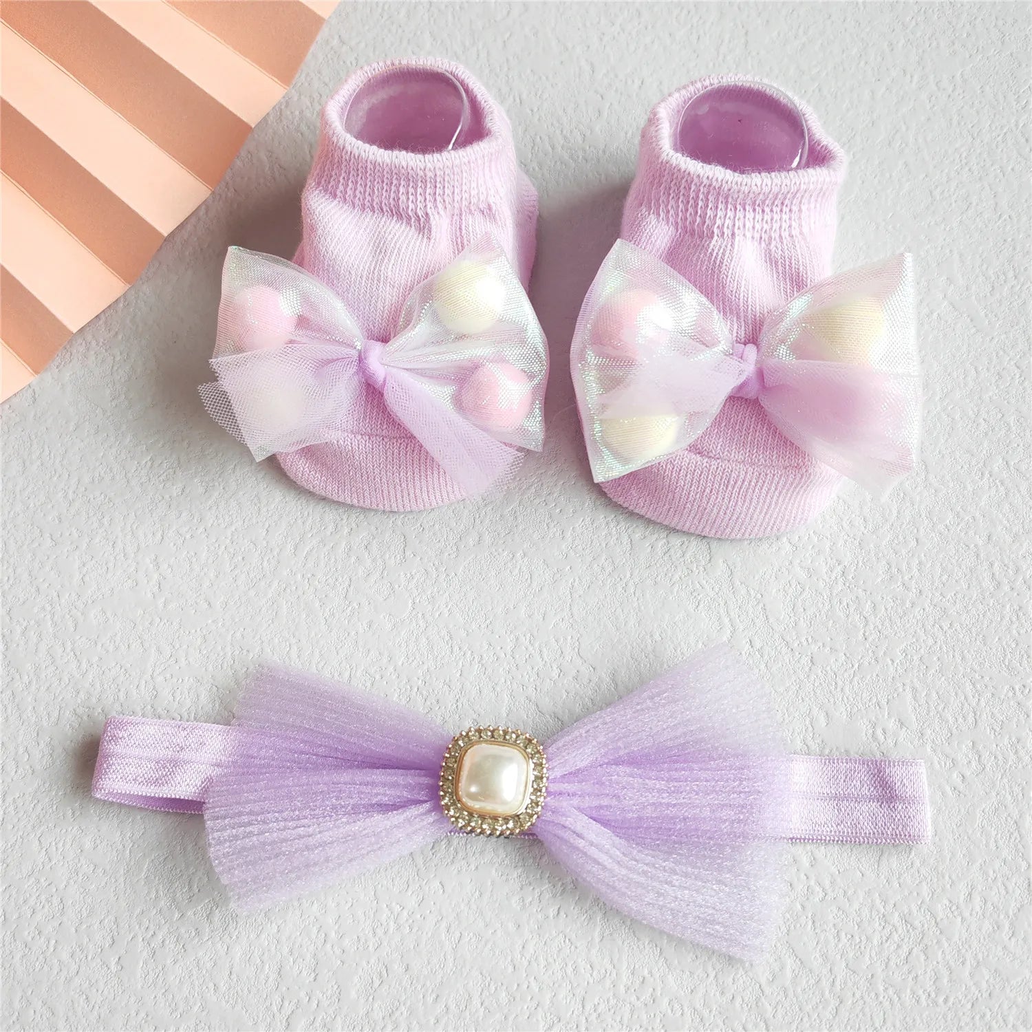 Baby girl's first gift: charming lace bow headband and cozy pink socks, 0-12 months
