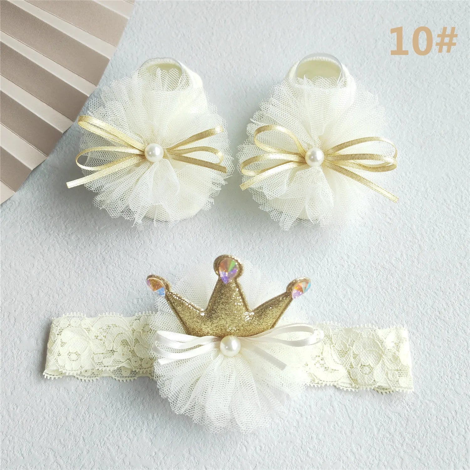 Pretty pink bow headband with delicate lace for newborn baby girls, a sweet accessory