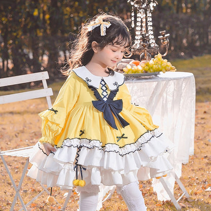 Stylish baby girl's long sleeve lace ruffle dress, a beautiful fall party outfit option
